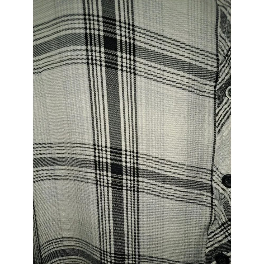 Torrid 0 Women's Black/White Plaid Button Down Shirt Casual Size Large - Picture 2 of 7